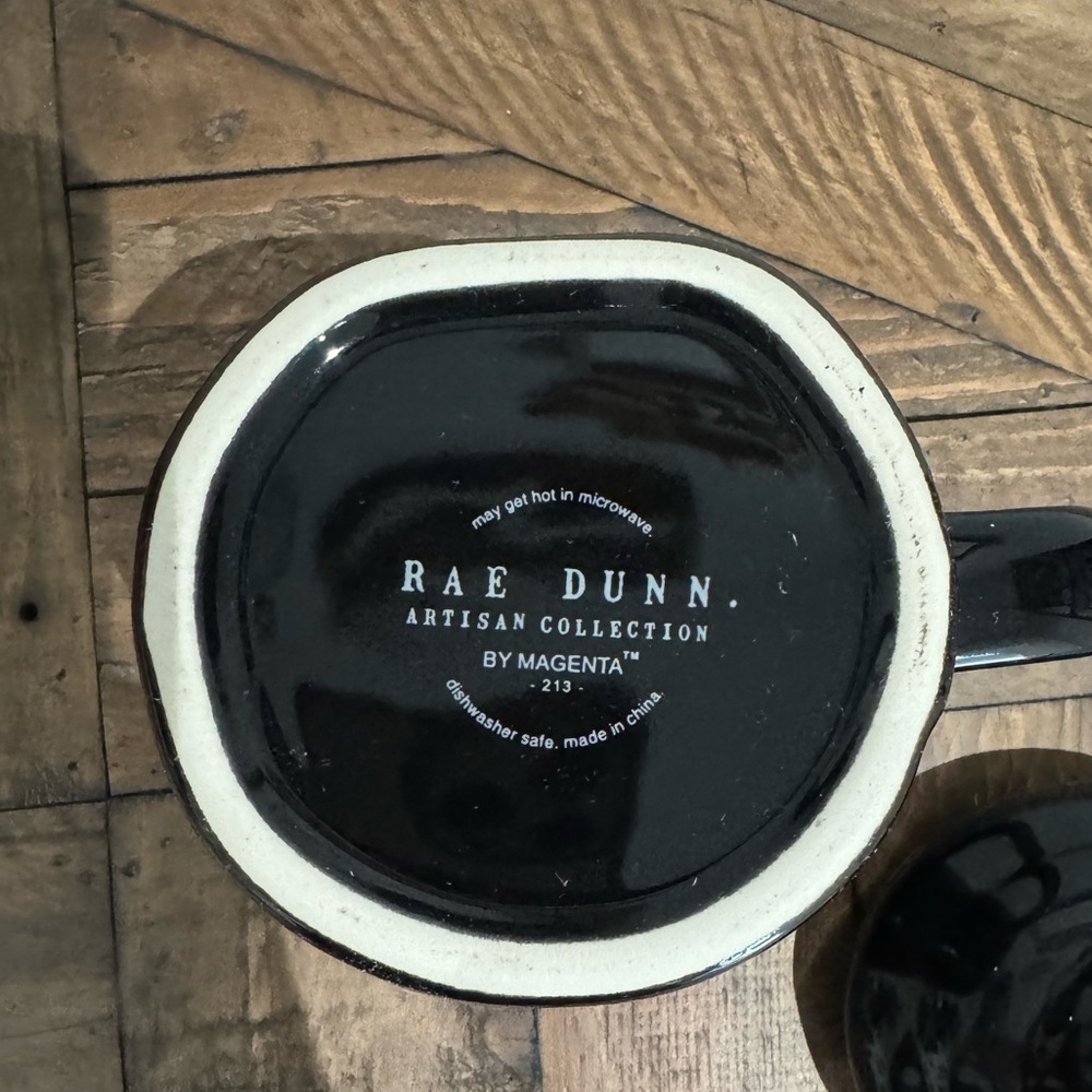 RAE DUNN Boss Bee Mug Black Tea Cup Topper Lid - Picture 4 of 7